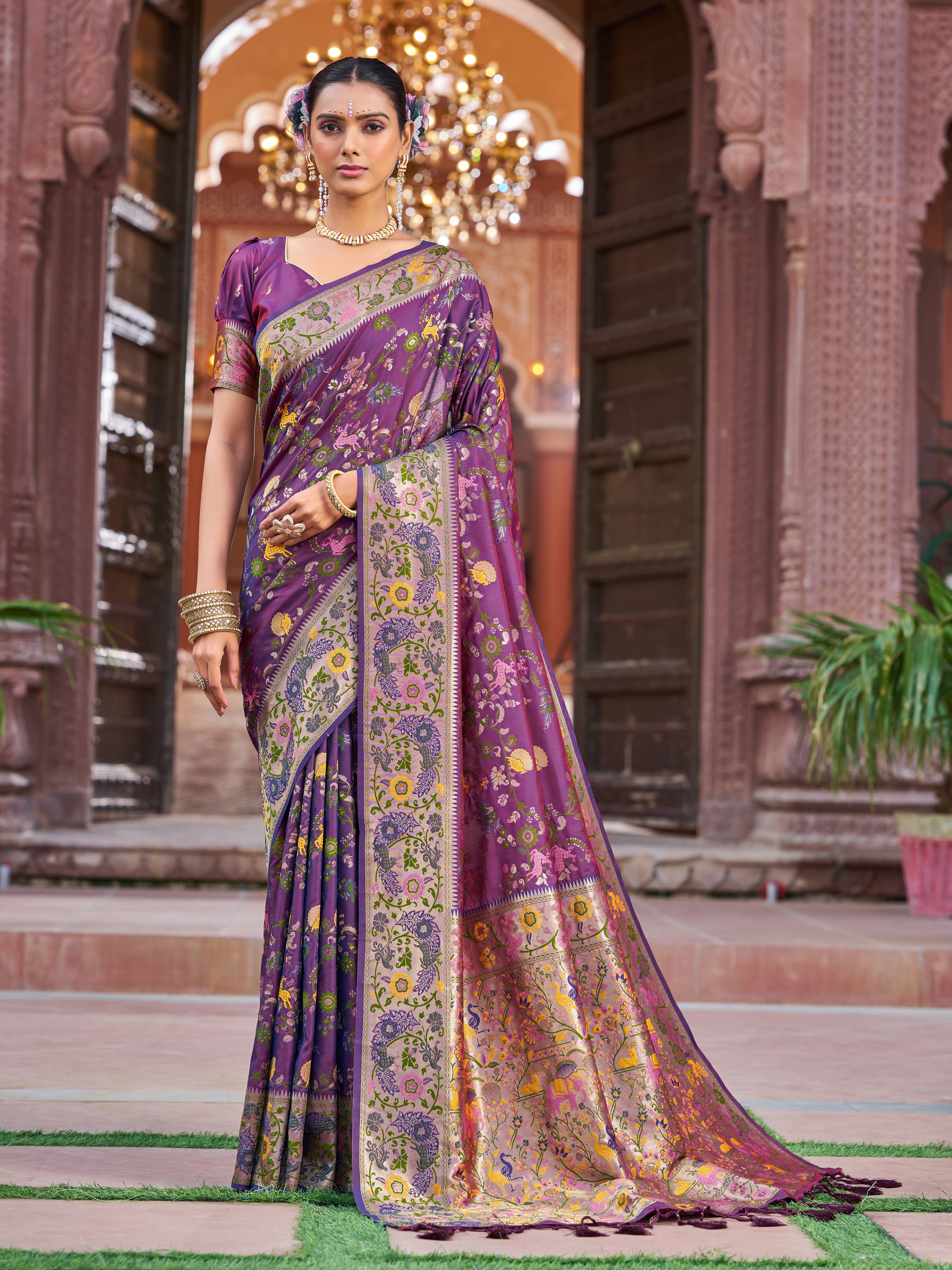 Soft Silk Saree - Perfect for Partywear / Bollywood