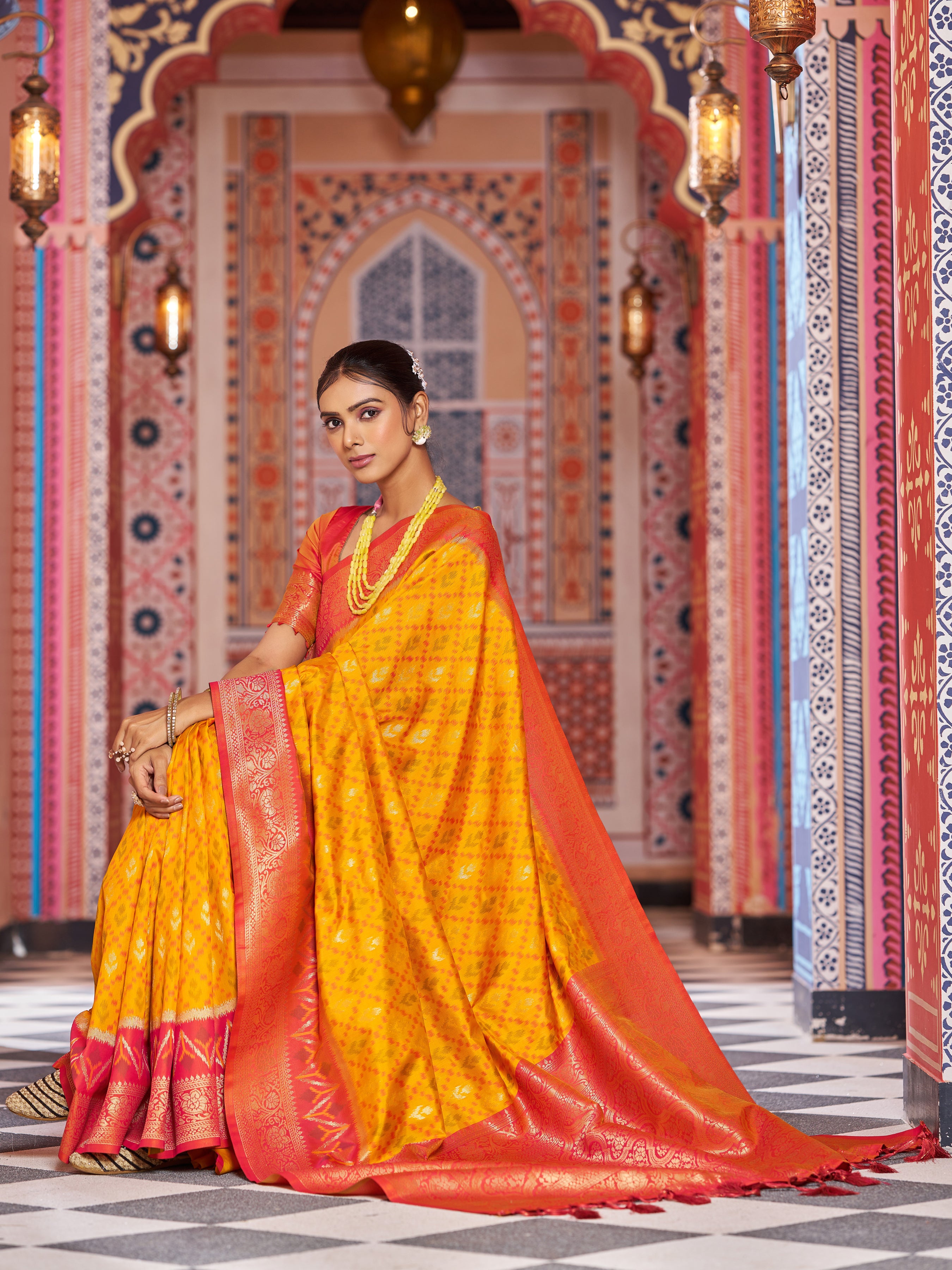 Soft Silk Saree - Perfect for Partywear / Bollywood
