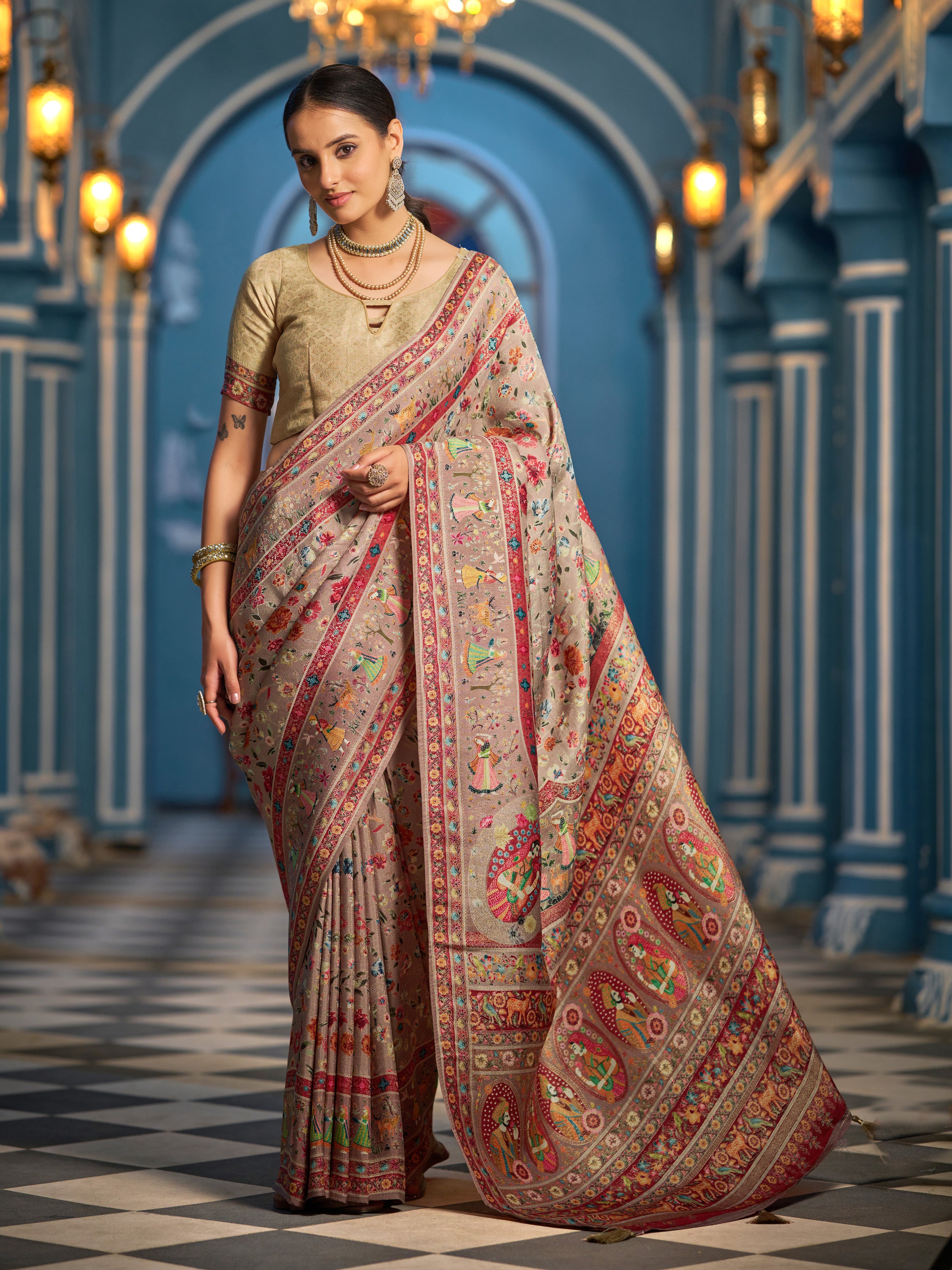 Soft Silk Saree - Perfect for Partywear / Bollywood