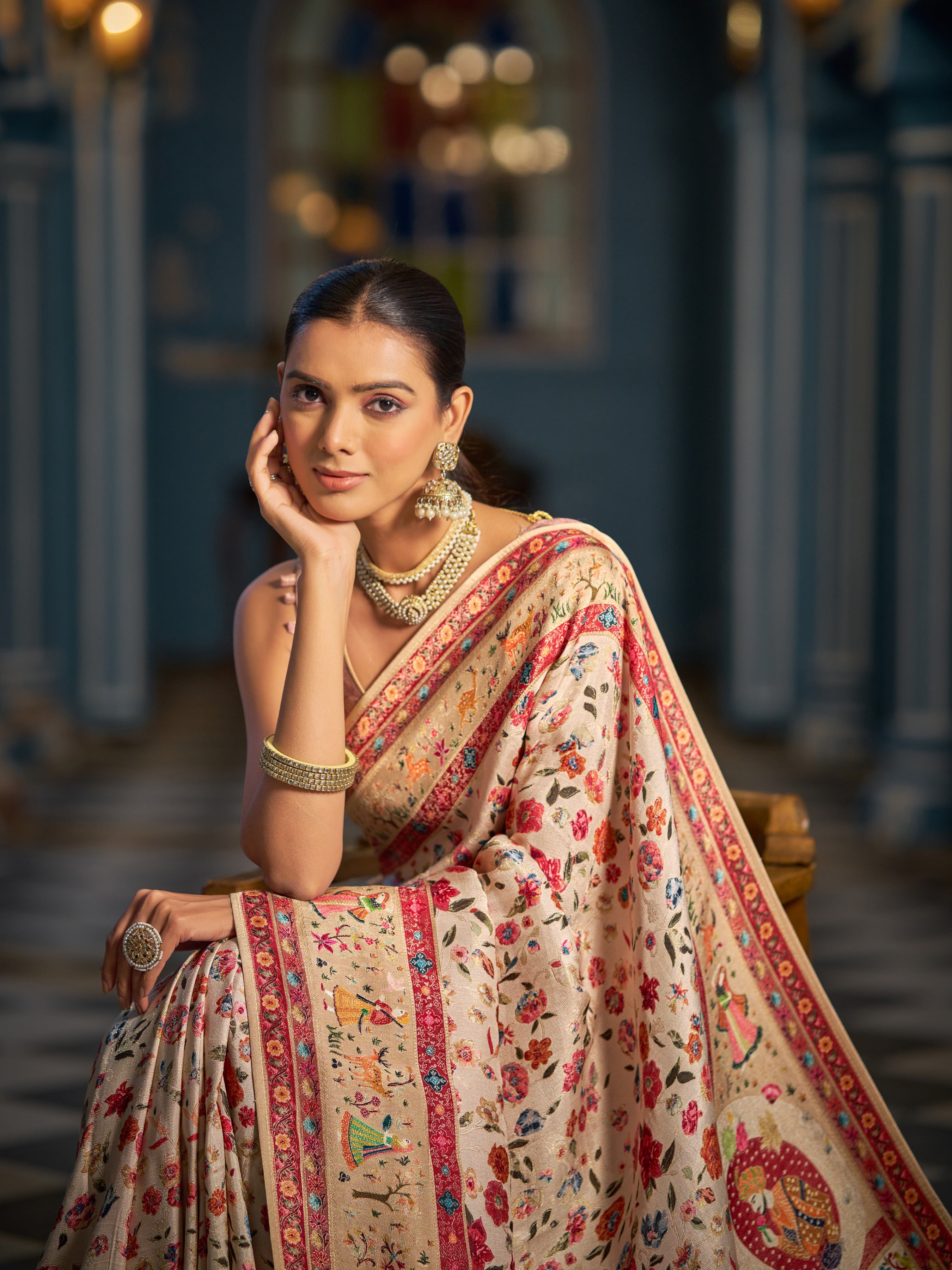 Soft Silk Saree - Perfect for Partywear / Bollywood