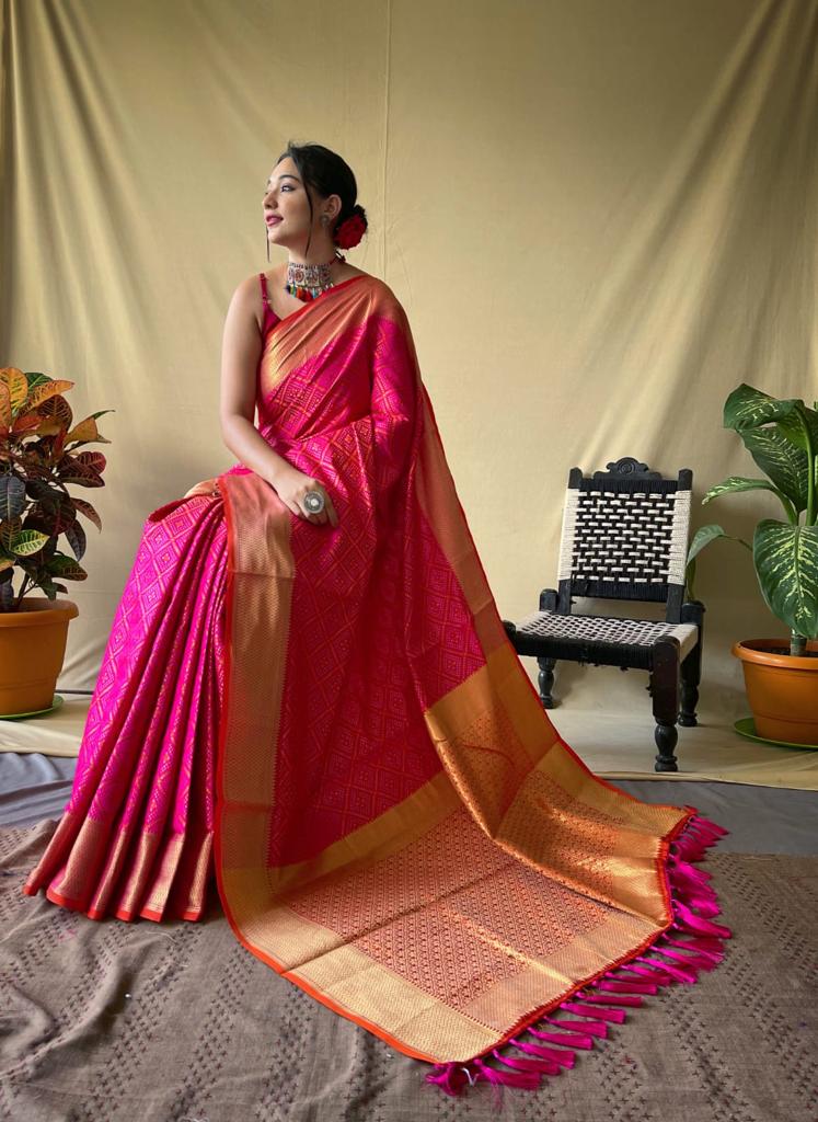 Pure Patola Silk Saree With All Over Contrast Patola Weaved With Contrast Meenakari And Rich Pallu With Tassels Attached Saree in Pink - Perfect for Partywear / Bollywood