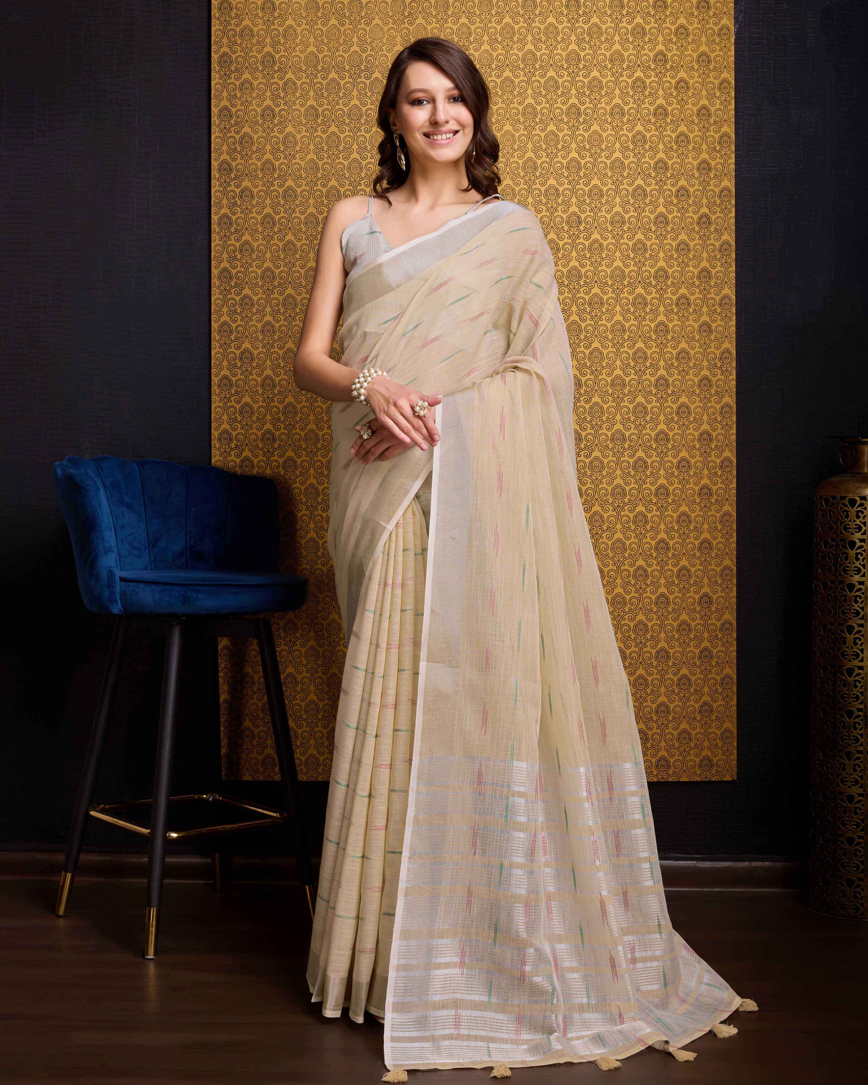Organza Saree - Perfect for Partywear / Bollywood