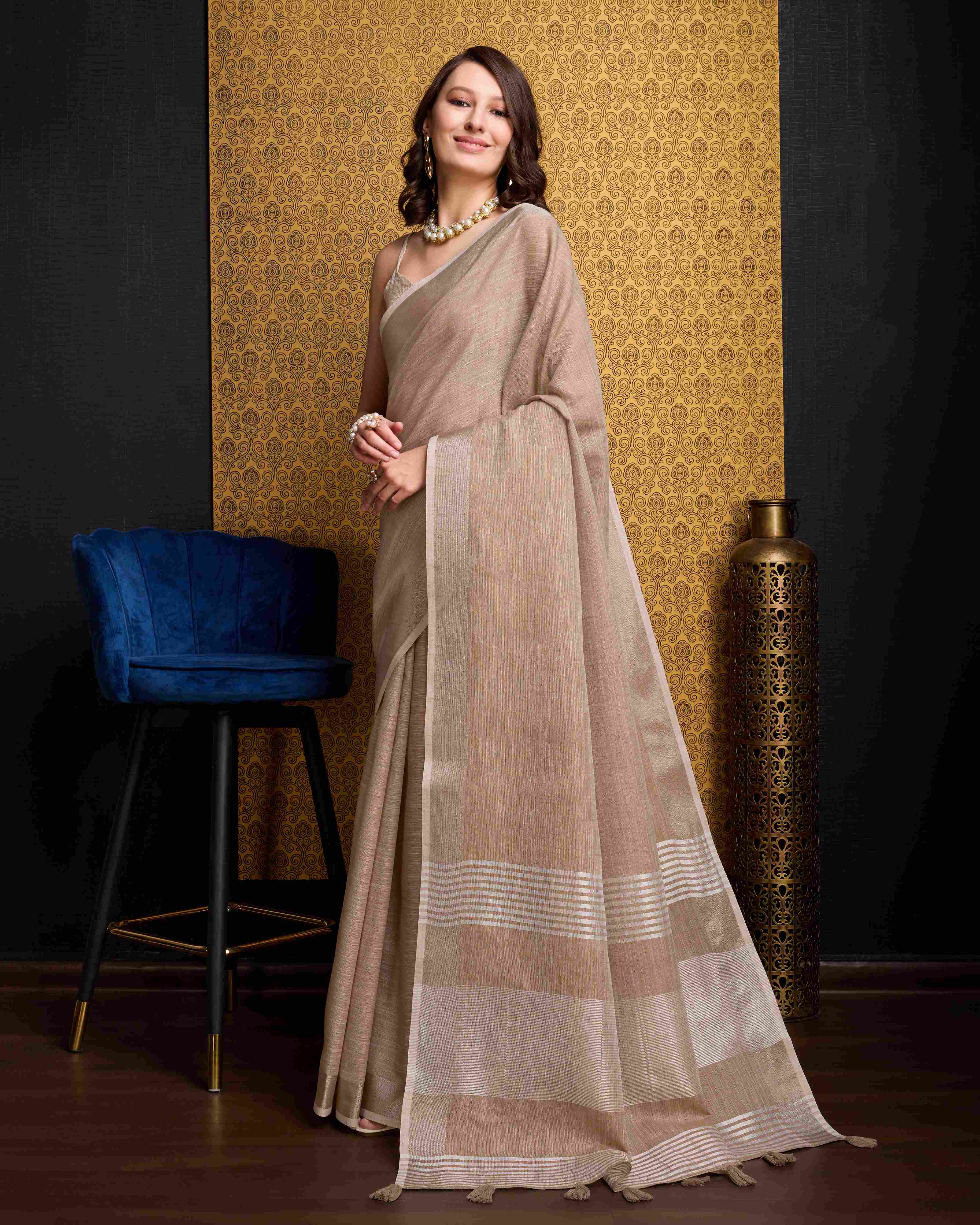 Linen Saree - Perfect for Partywear / Bollywood