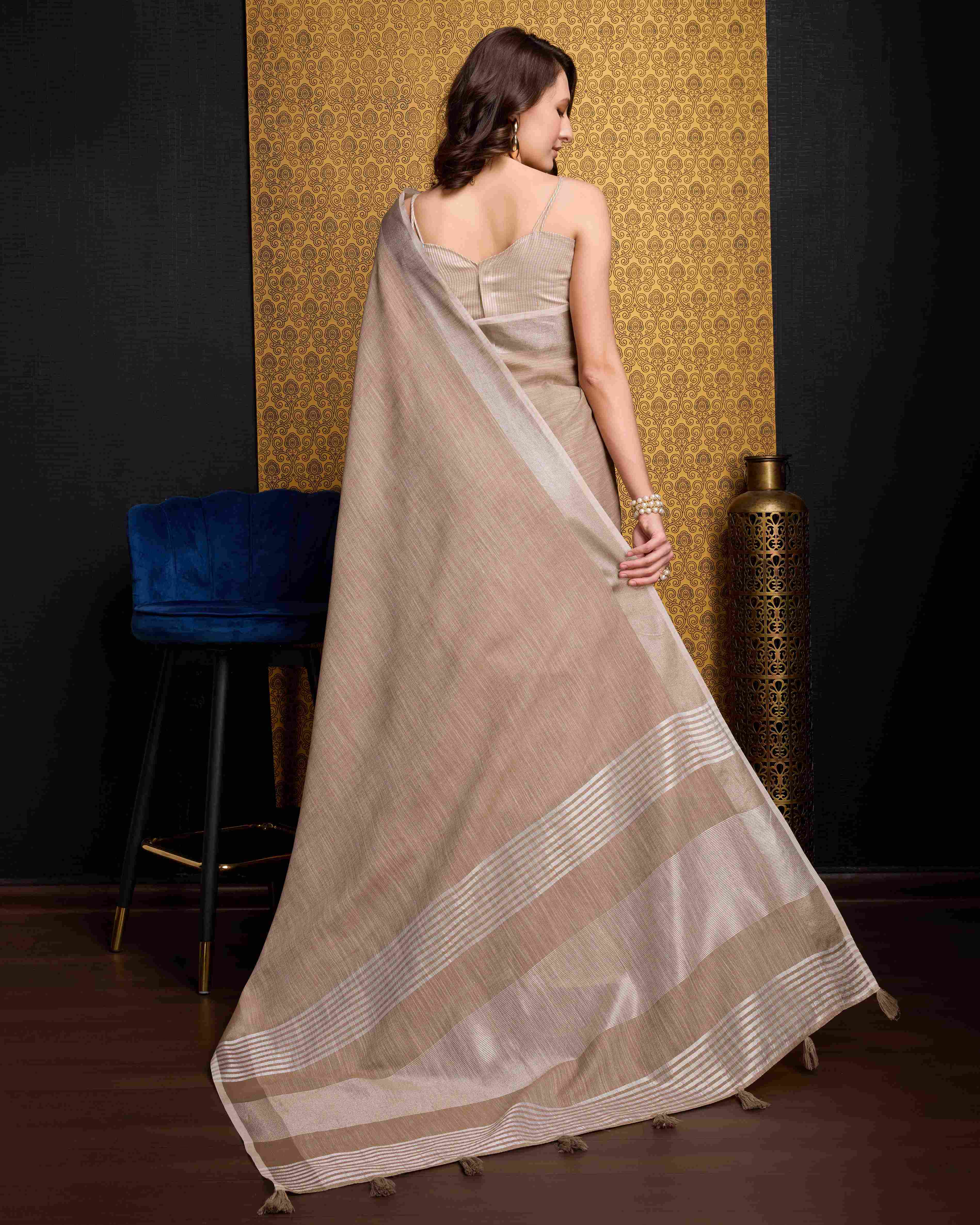 Linen Saree - Perfect for Partywear / Bollywood