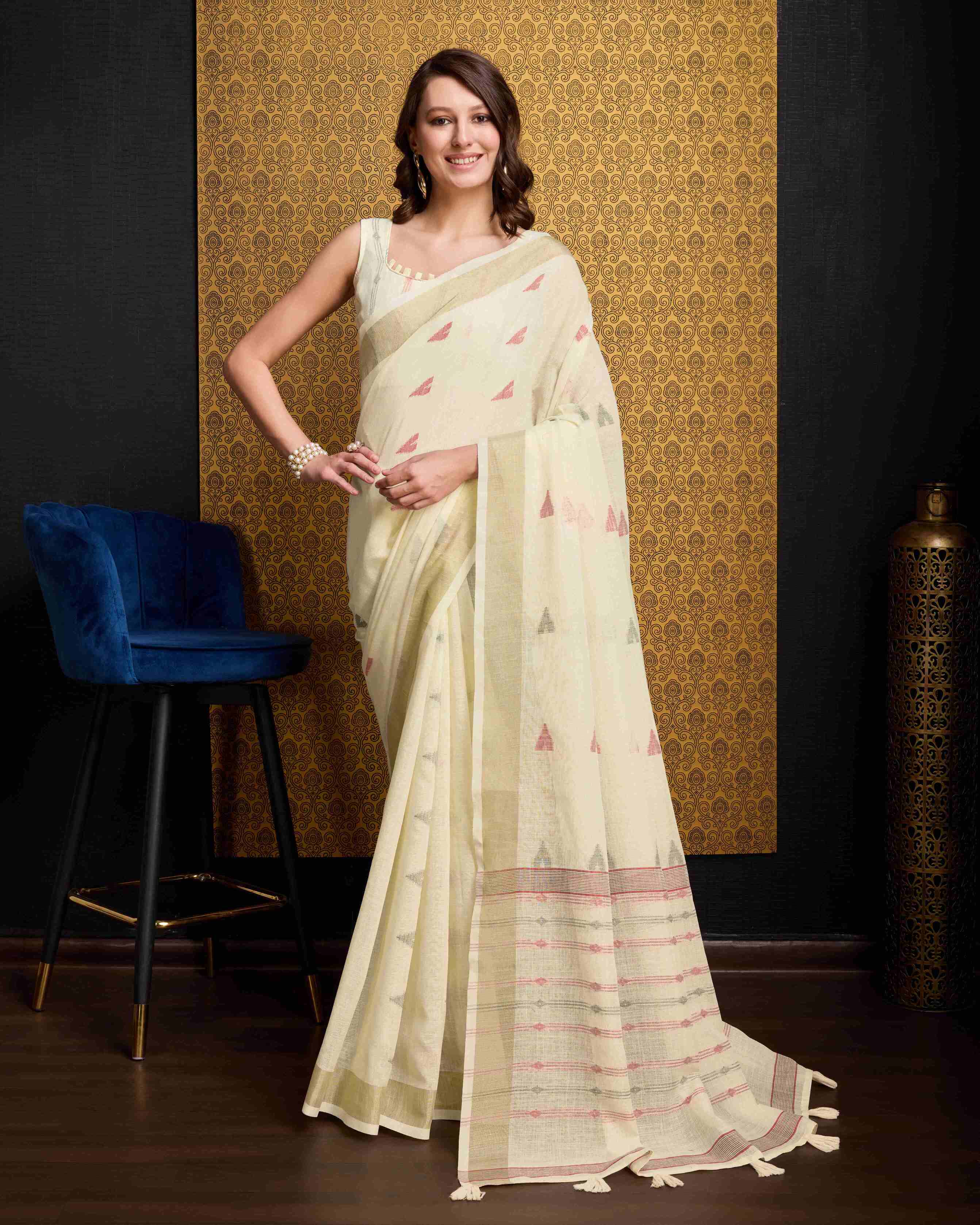 Organza Saree - Perfect for Partywear / Bollywood