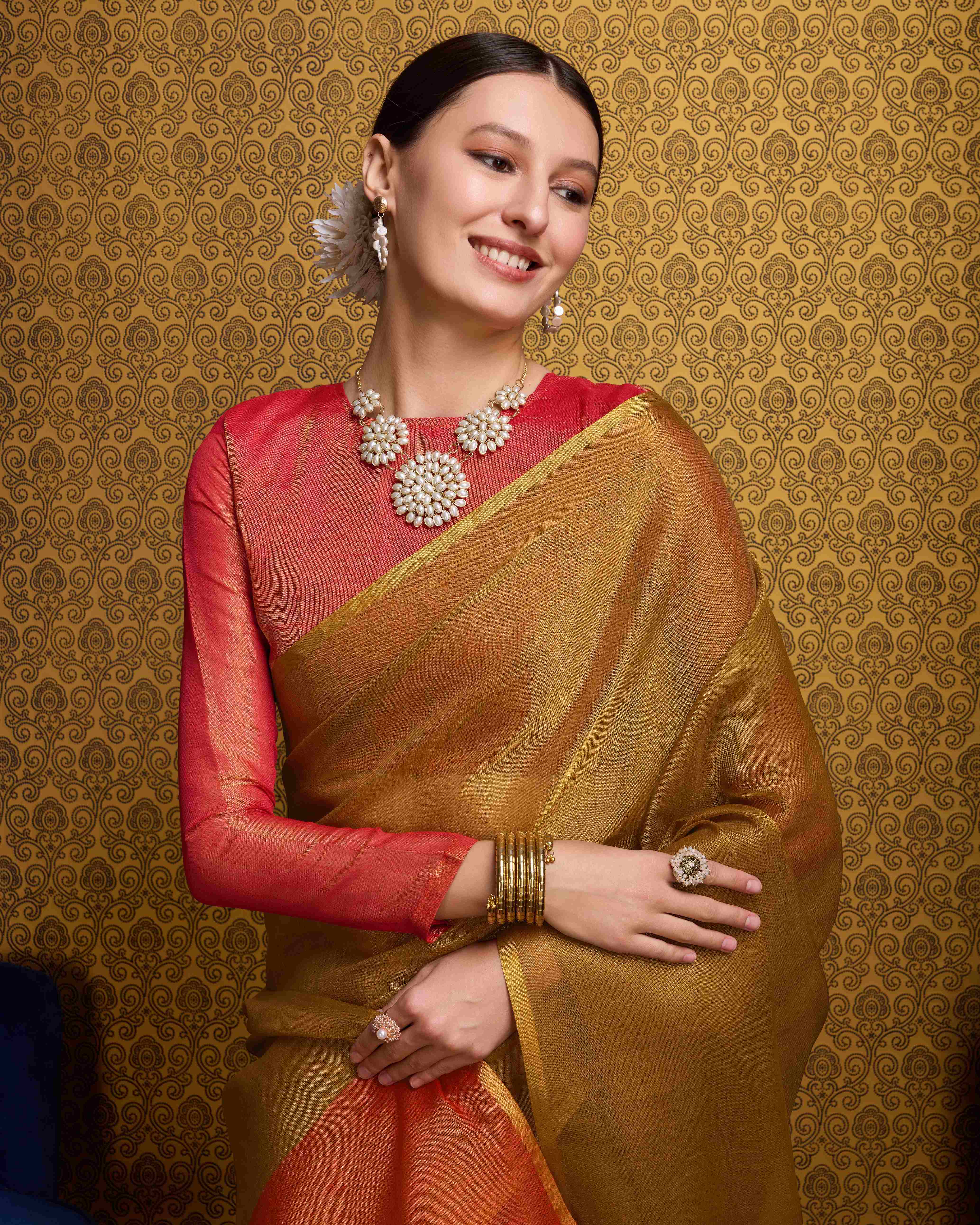 Linen Saree - Perfect for Partywear / Bollywood