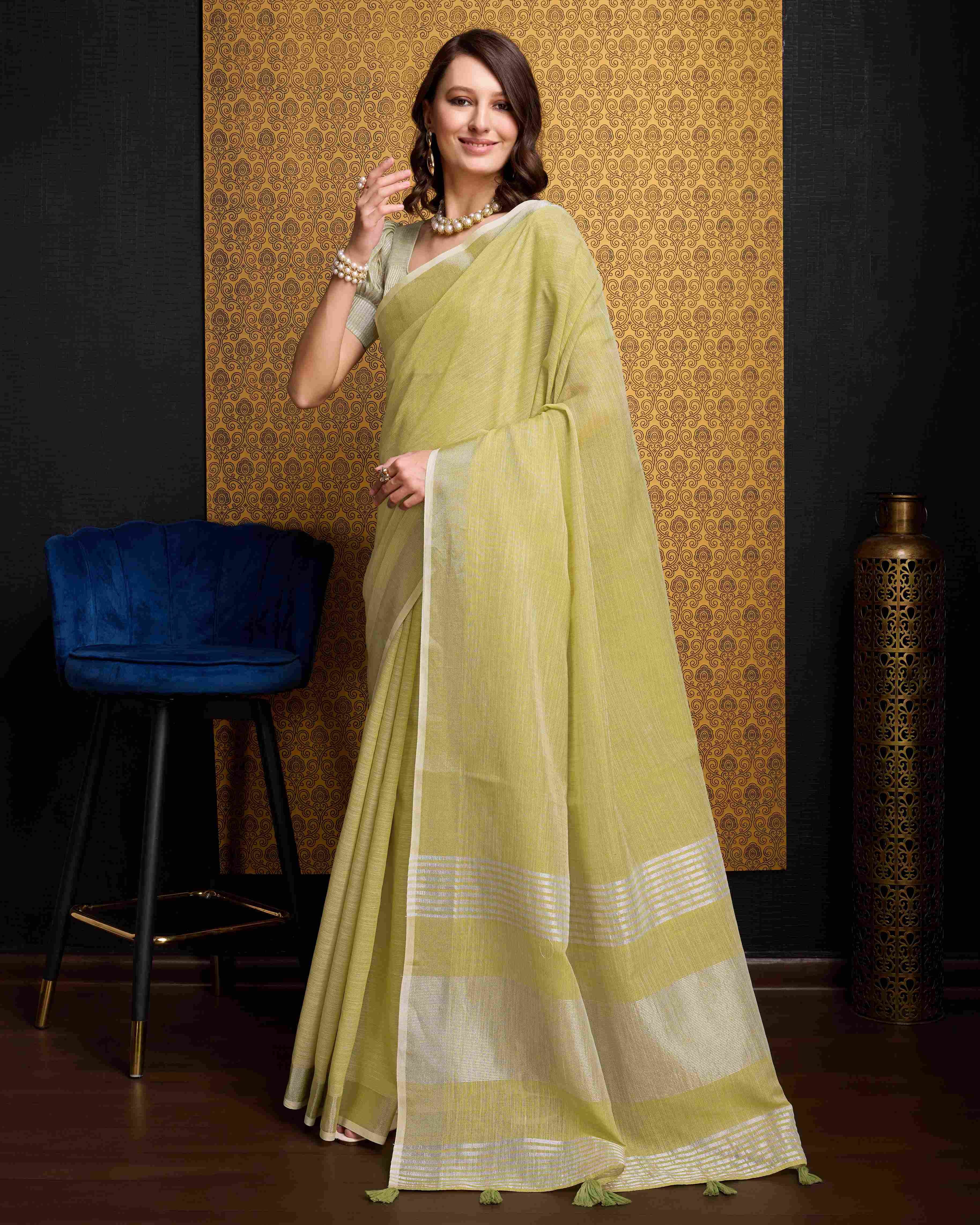 Linen Saree - Perfect for Partywear / Bollywood