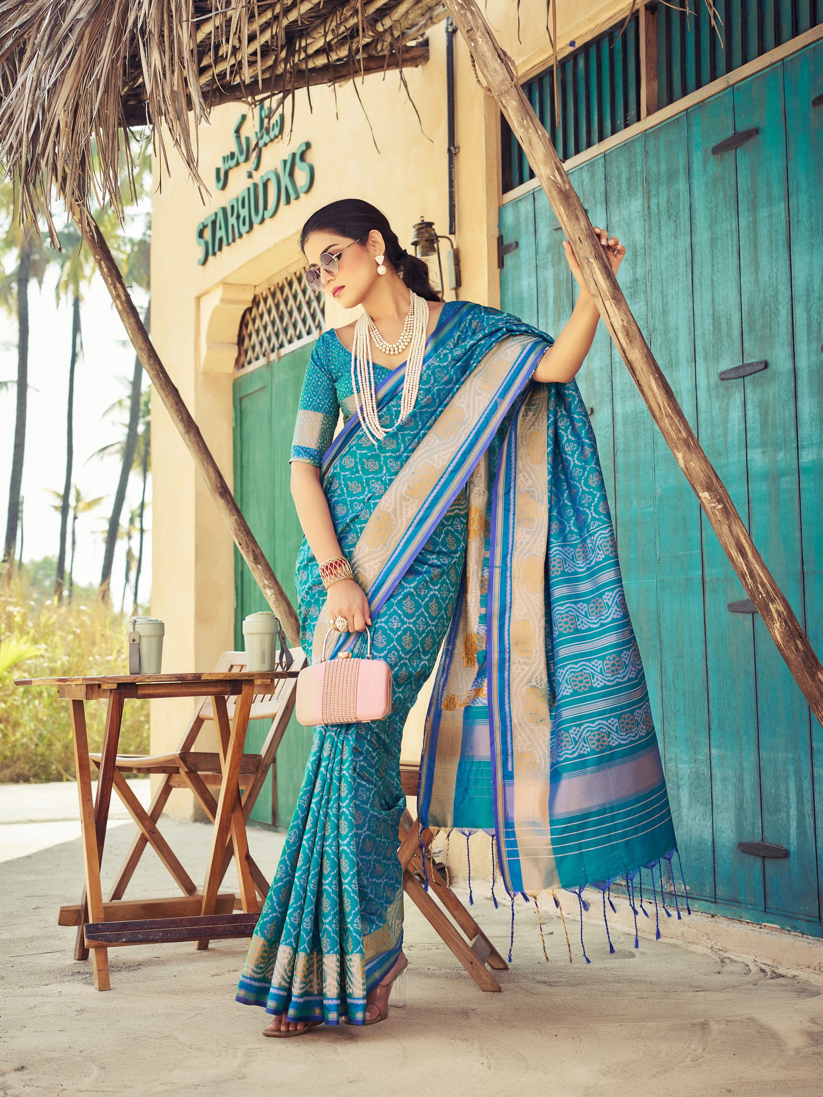 Soft Silk Saree - Perfect for Partywear / Bollywood