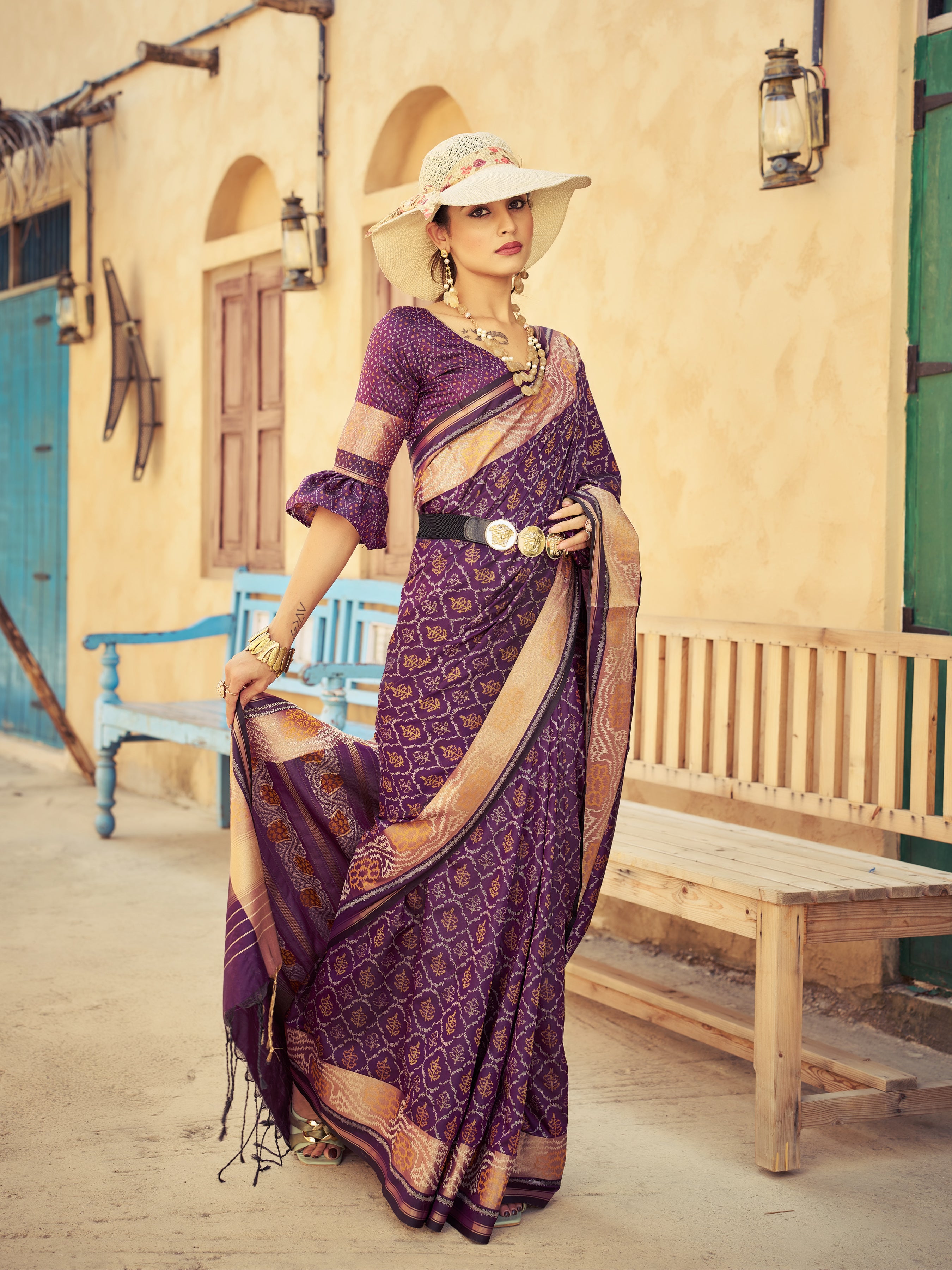 Soft Silk Saree - Perfect for Partywear / Bollywood