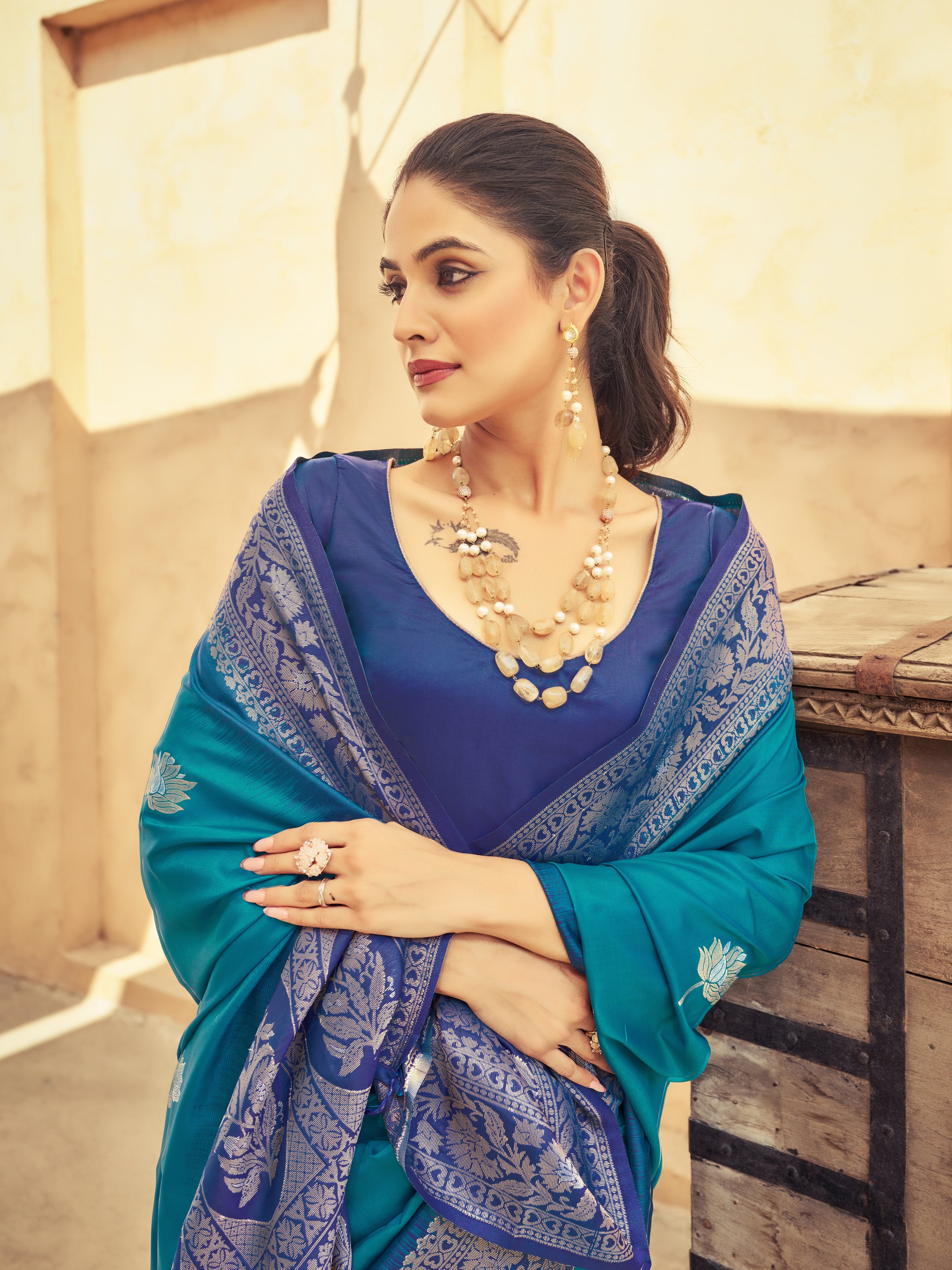 Soft Silk Saree - Perfect for Partywear / Bollywood