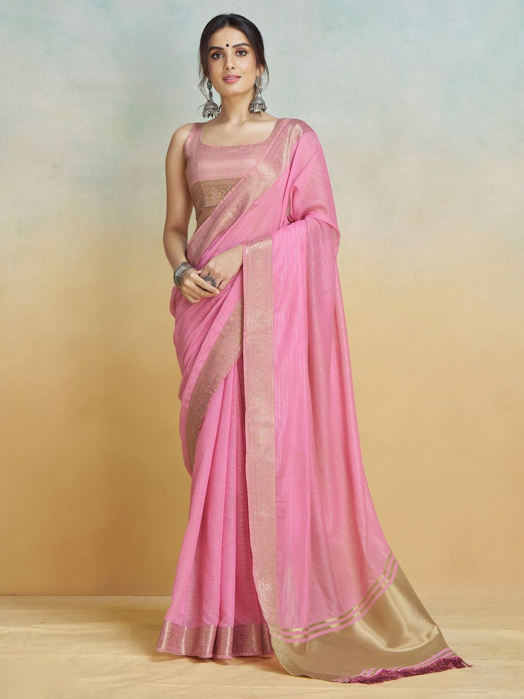 Silk Saree - Perfect for Partywear / Bollywood