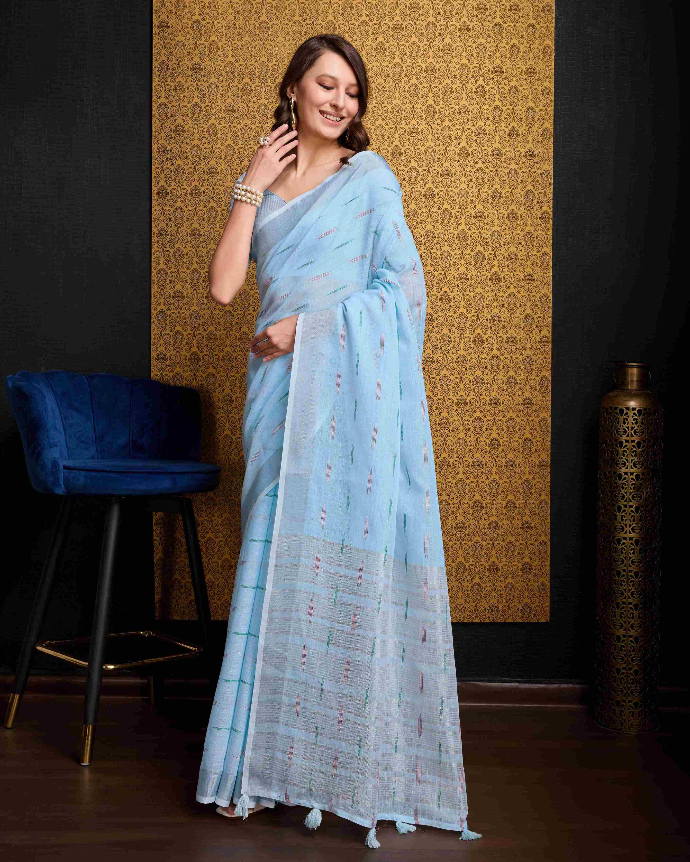 Organza Saree - Perfect for Partywear / Bollywood